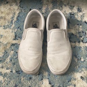 Women’s white vans